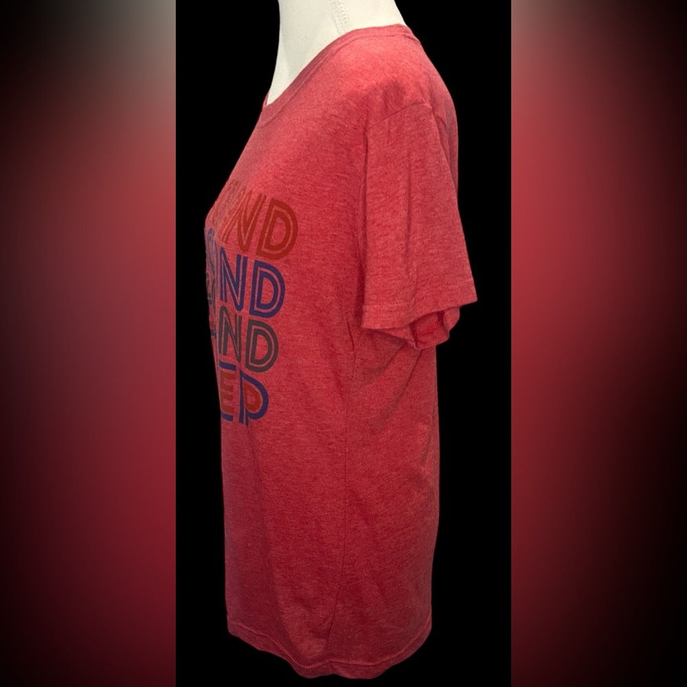 ELVIS Graceland Women’s T shirt Size XL in Red & Blue ⚡️TCB forever! - Picture 4 of 11